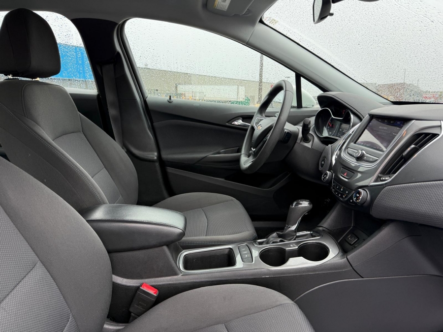 2019 Chevrolet Cruze - photo 10
