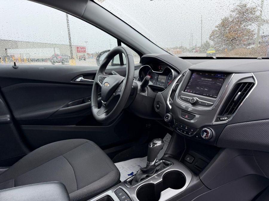 2019 Chevrolet Cruze - photo 11