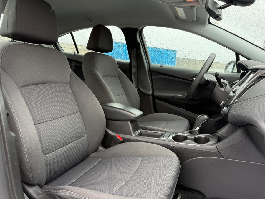 2019 Chevrolet Cruze - photo 9