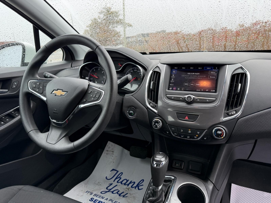 2019 Chevrolet Cruze - photo 12