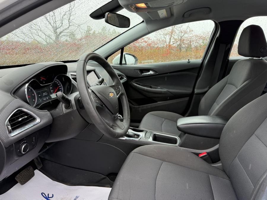 2019 Chevrolet Cruze - photo 19