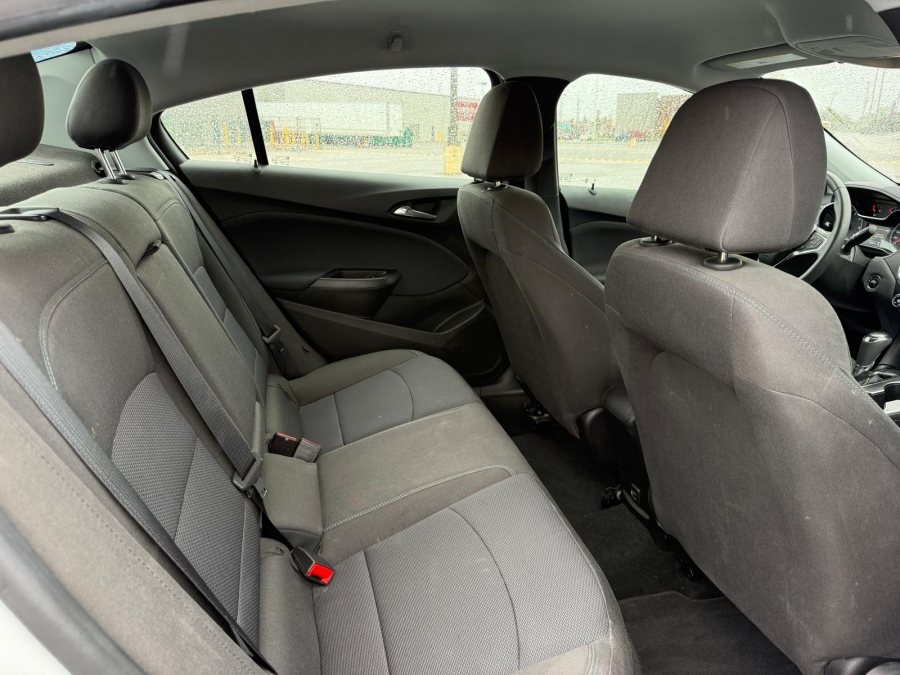 2019 Chevrolet Cruze - photo 13