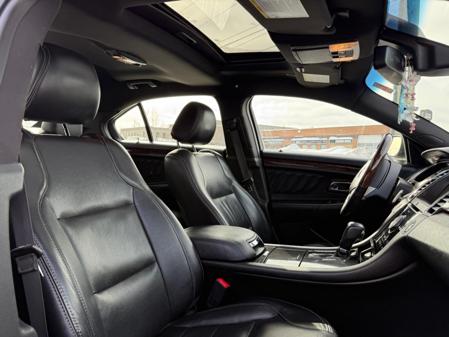 2018 Ford Taurus - photo 9