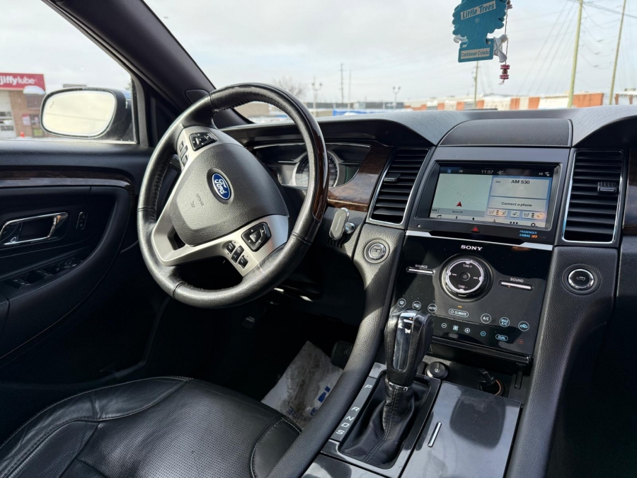 2018 Ford Taurus - photo 13