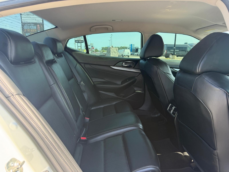 2018 Nissan Maxima - photo 16