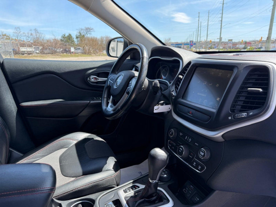 2016 Jeep Cherokee - photo 11