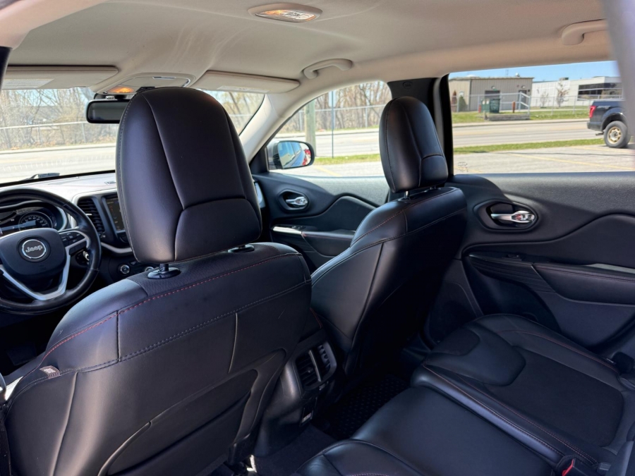 2016 Jeep Cherokee - photo 17