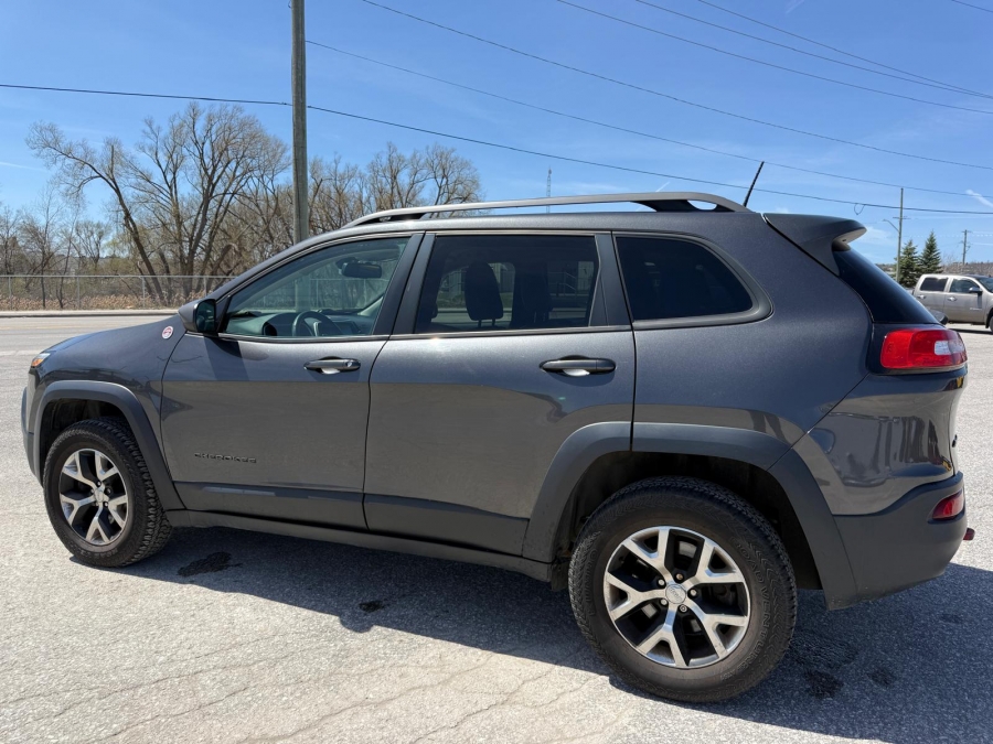 2016 Jeep Cherokee - photo 2