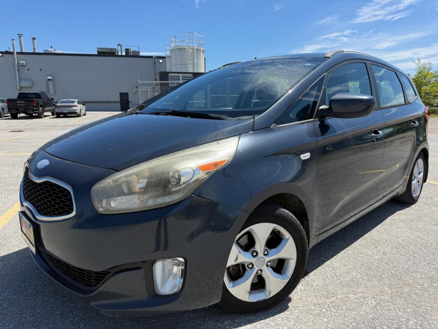 2014 KIA Rondo