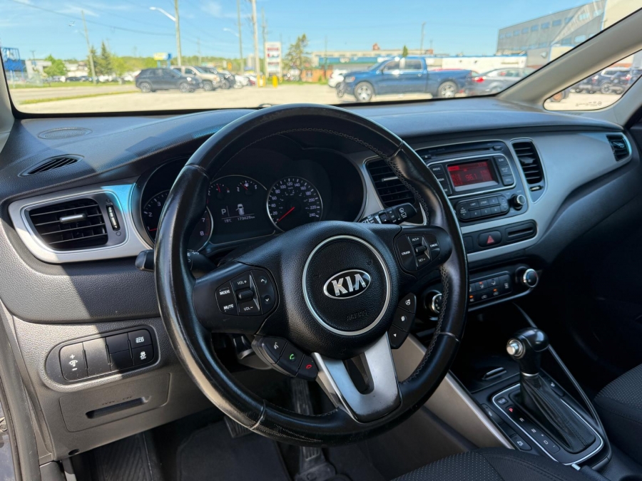 2014 Kia Rondo - photo 19