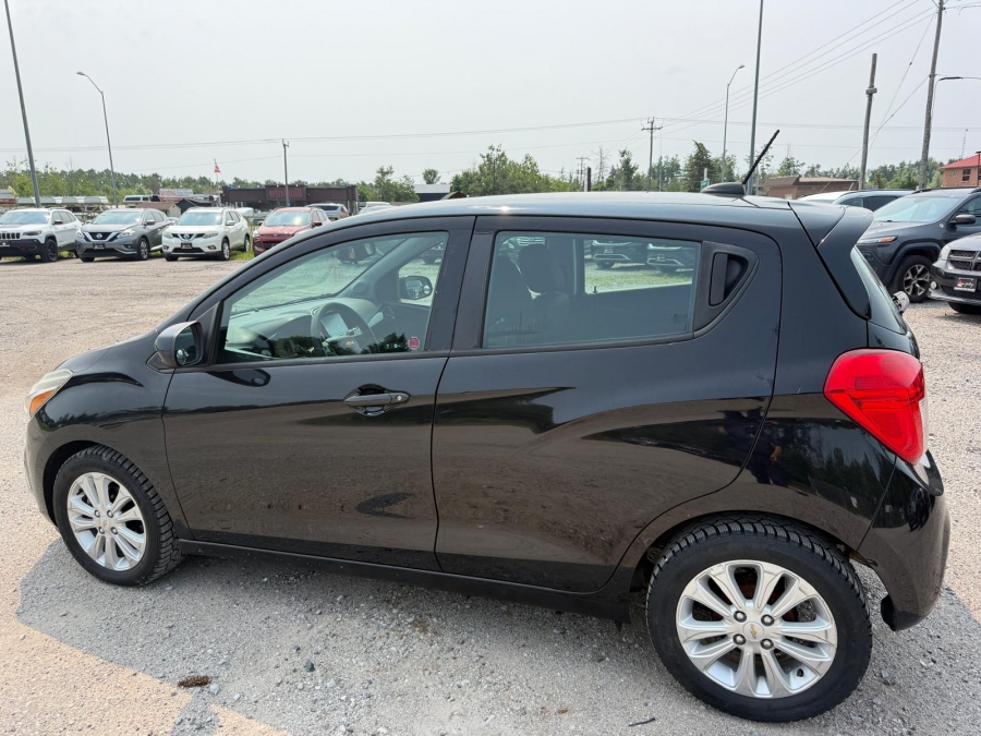 2017 Chevrolet Spark - photo 3