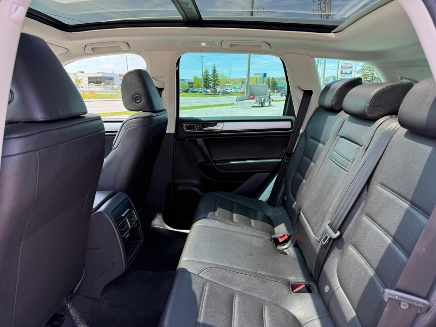 2017 Volkswagen Touareg - photo 16