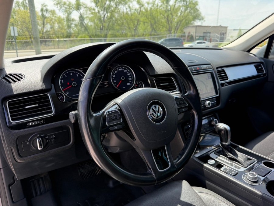 2017 Volkswagen Touareg - photo 18