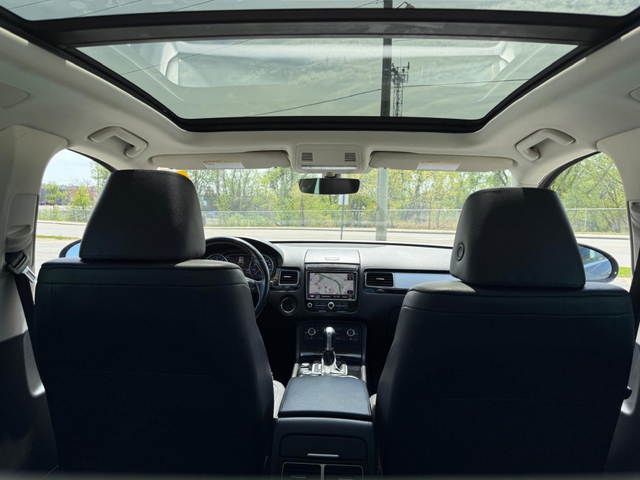 2017 Volkswagen Touareg - photo 14