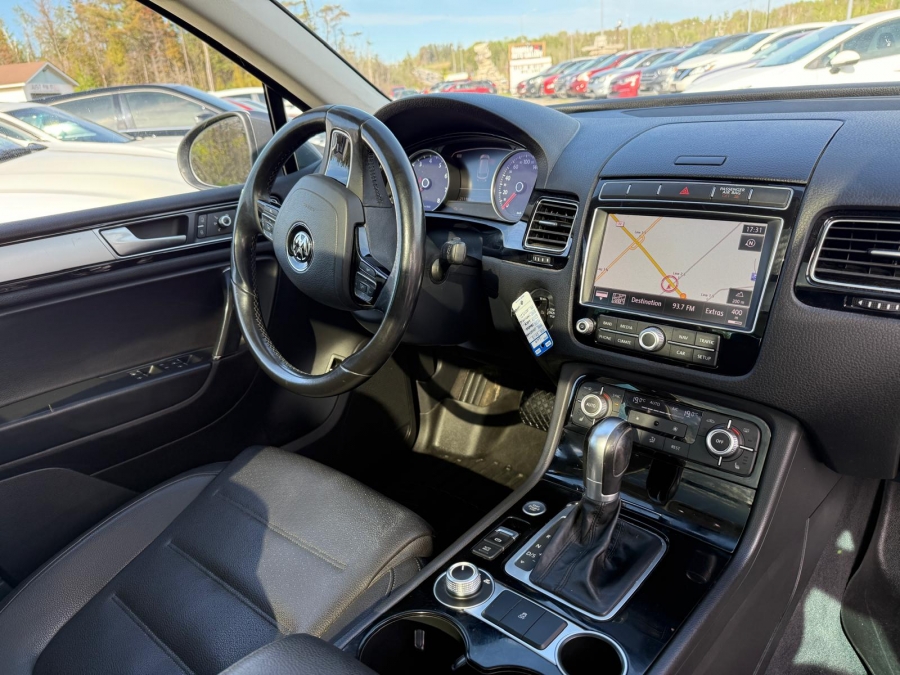 2017 Volkswagen Touareg - photo 11