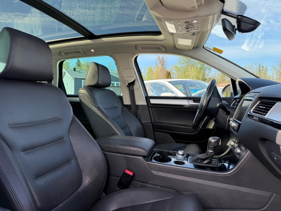 2017 Volkswagen Touareg - photo 8