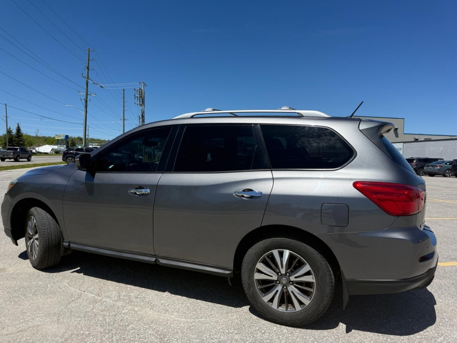 2017 Nissan Pathfinder - photo 3
