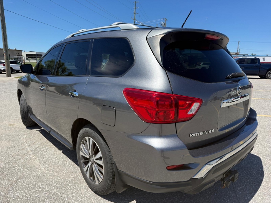 2017 Nissan Pathfinder - photo 4