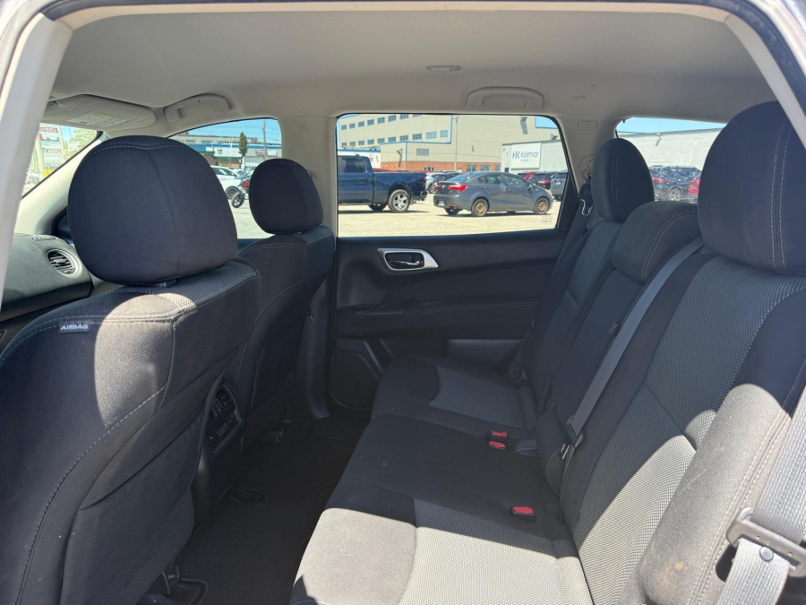 2017 Nissan Pathfinder - photo 16