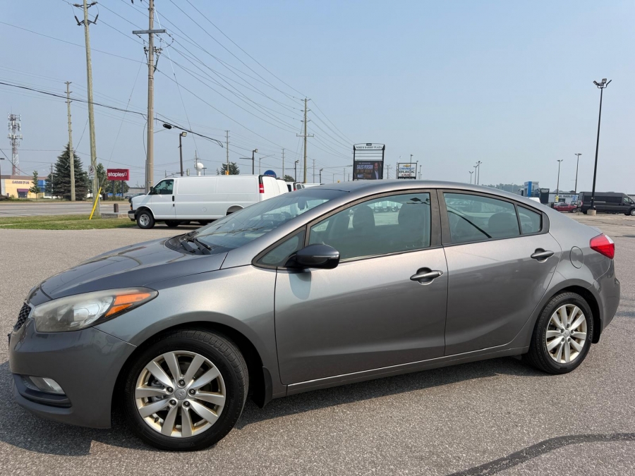 2015 Kia Forte - photo 2