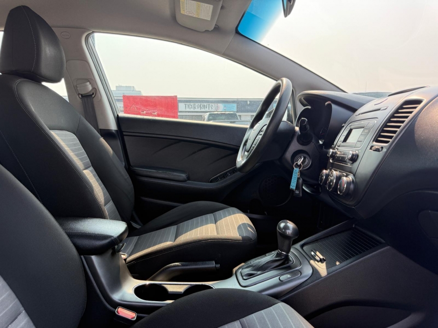 2015 Kia Forte - photo 12