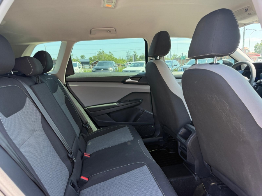 2022 Volkswagen Taos - photo 15