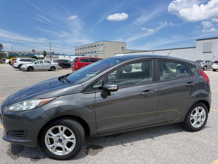 2016 Ford Fiesta - photo 2