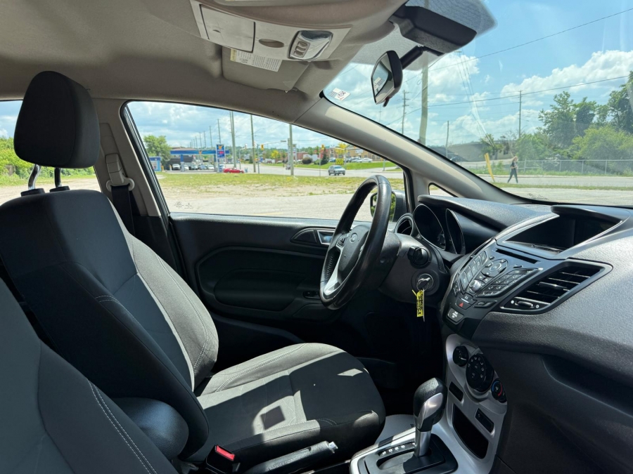 2016 Ford Fiesta - photo 12