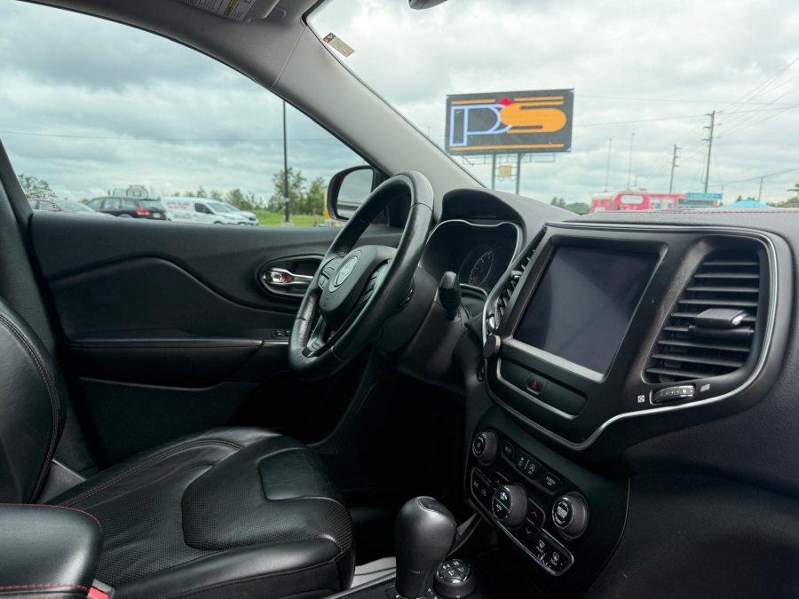 2019 Jeep Cherokee - photo 14