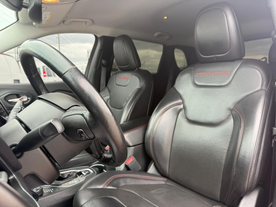 2019 Jeep Cherokee - photo 19