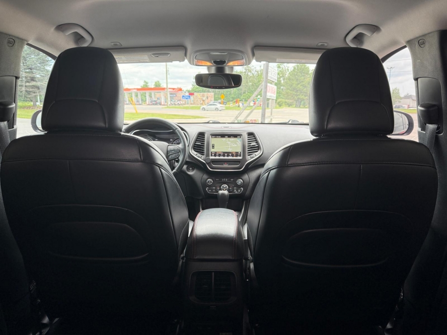 2019 Jeep Cherokee - photo 17