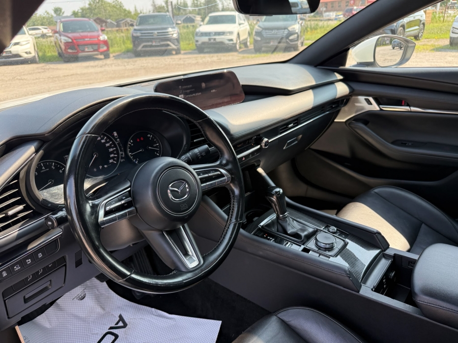 2022 Mazda Mazda3 Hatchback - photo 14
