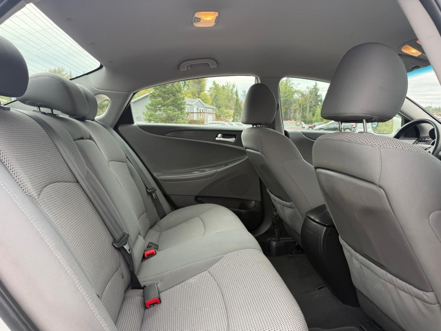 2012 Hyundai Sonata - photo 14