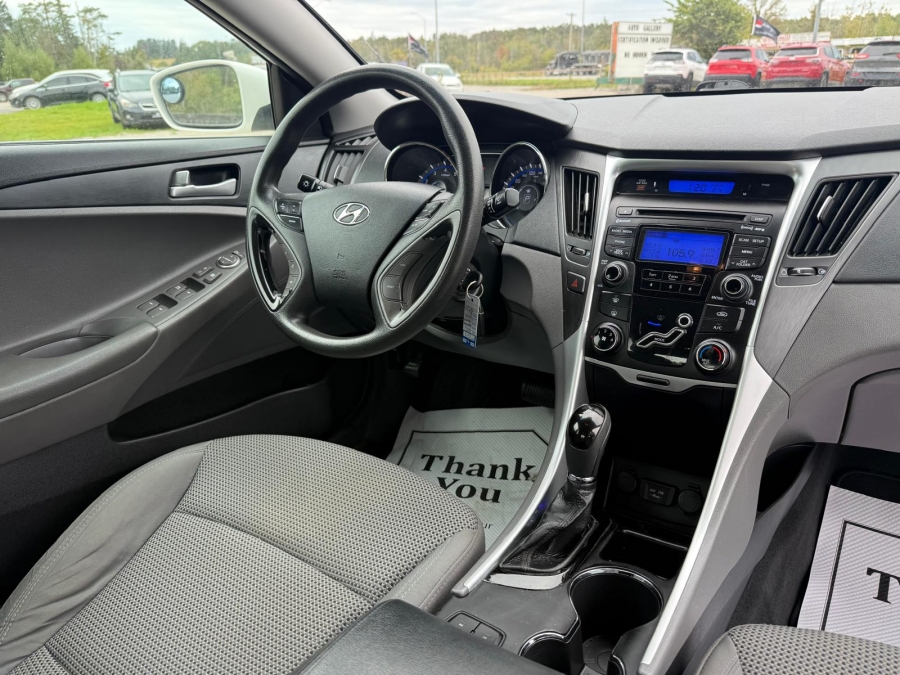 2012 Hyundai Sonata - photo 12