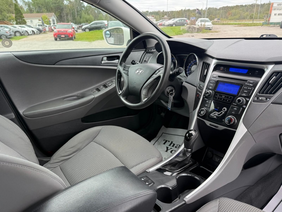2012 Hyundai Sonata - photo 11