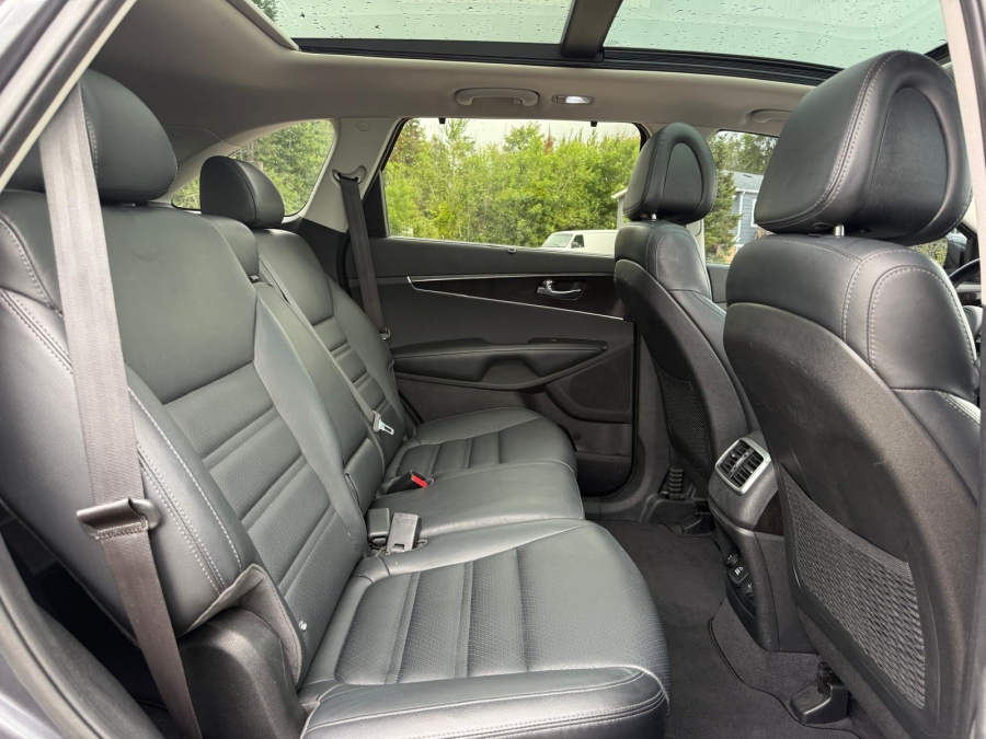 2016 Kia Sorento - photo 16