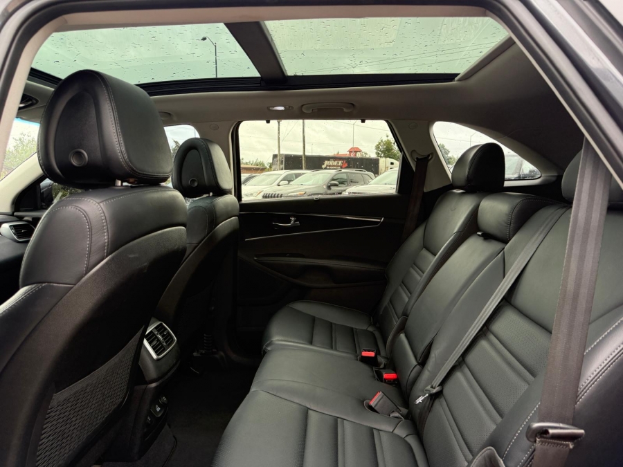 2016 Kia Sorento - photo 18