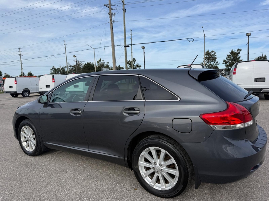 2012 Toyota Venza - photo 2