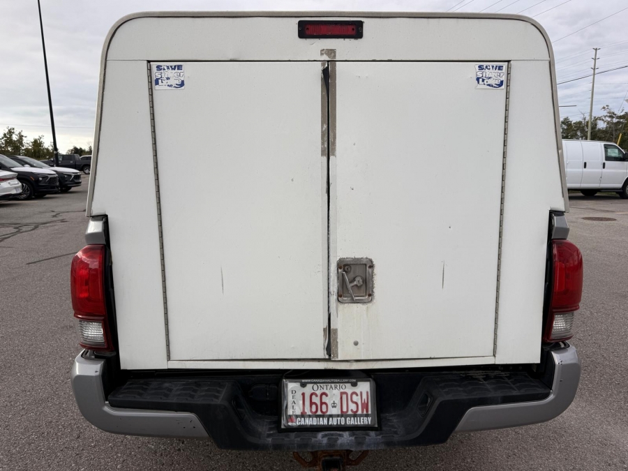 2018 Toyota Tacoma - photo 6
