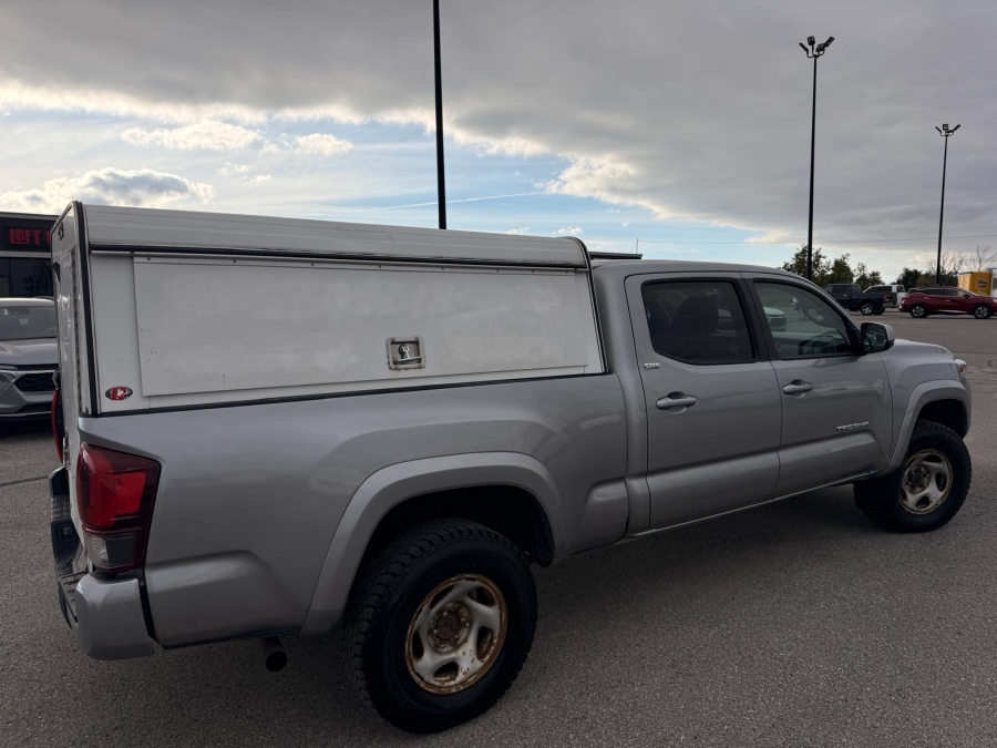 2018 Toyota Tacoma - photo 8