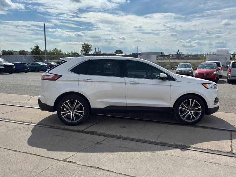 2019 Ford Edge - photo 2