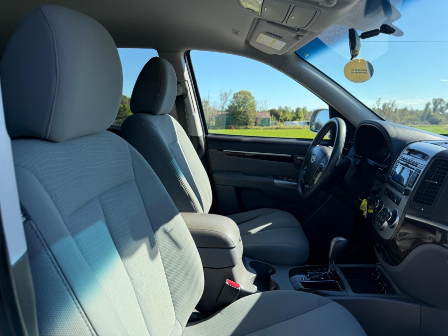 2011 Hyundai Santa Fe - photo 11