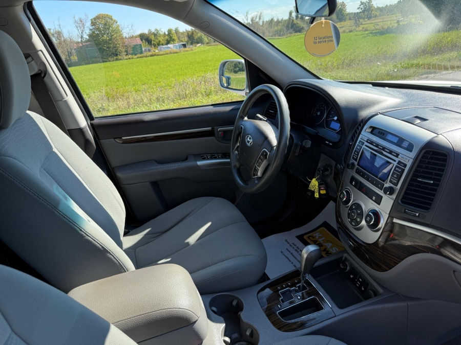 2011 Hyundai Santa Fe - photo 12